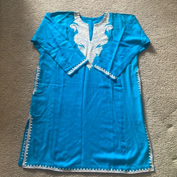 Woolen kashmiri pheran - Picture 1 of 3